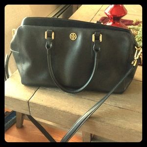 Authentic Tory Burch Robinson Purse